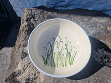 Load image into Gallery viewer, Small Serving Bowl - Gealagan-làir