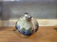 Load image into Gallery viewer, Small Teapot - Fraoch