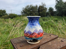 Load image into Gallery viewer, Classic Urn Vase - Cairistiona's Bunnahabhain