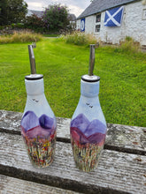 Load image into Gallery viewer, Feasgar - Olive oil decanter