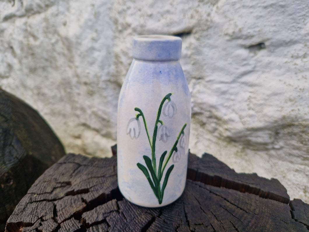 Milk Bottle Vase - Sneachda