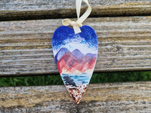 Load image into Gallery viewer, Heart Decoration - Cairistiona's Bunnahabhain
