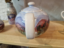 Load image into Gallery viewer, Classic Teapot - Feasgar
