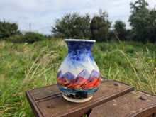 Load image into Gallery viewer, Classic Urn Vase - Cairistiona's Bunnahabhain
