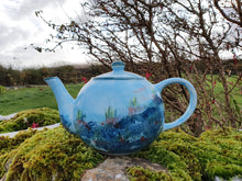 Load image into Gallery viewer, Traditional Teapot - Port Ban

